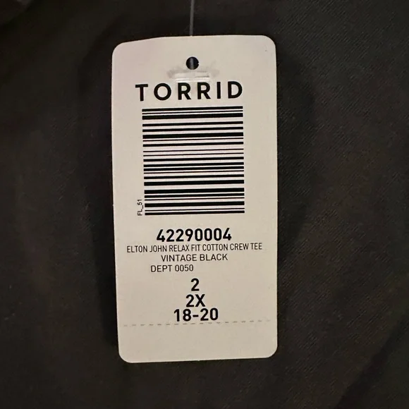 Elton John T-shirt Torrid 2X NEW - Picture 5 of 6